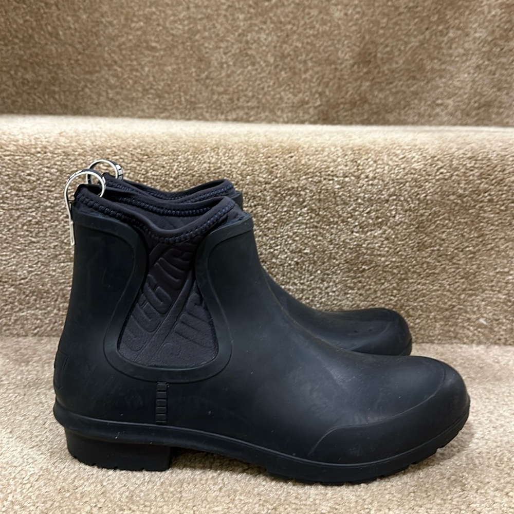 UGG  Ankle Booties Waterproof Slip-On